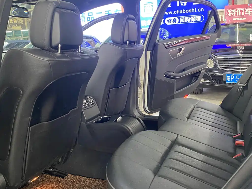 Mercedes-Benz E-Class — миниатюра 10