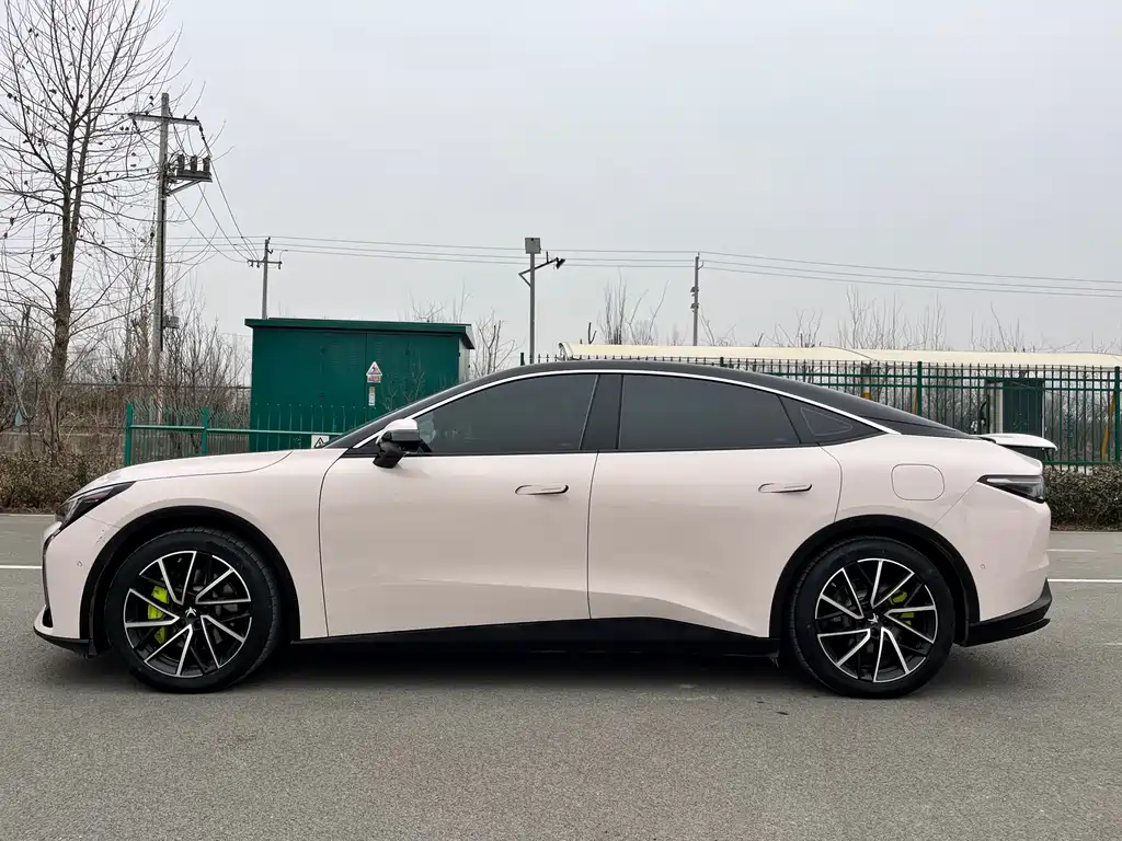 ARCFOX EXTREME FOX POLAR FOX ALPHA S5