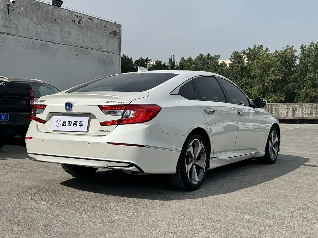 Honda Accord — миниатюра 2