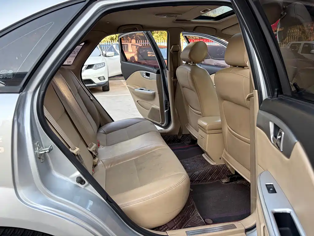 Buick Excelle — миниатюра 14
