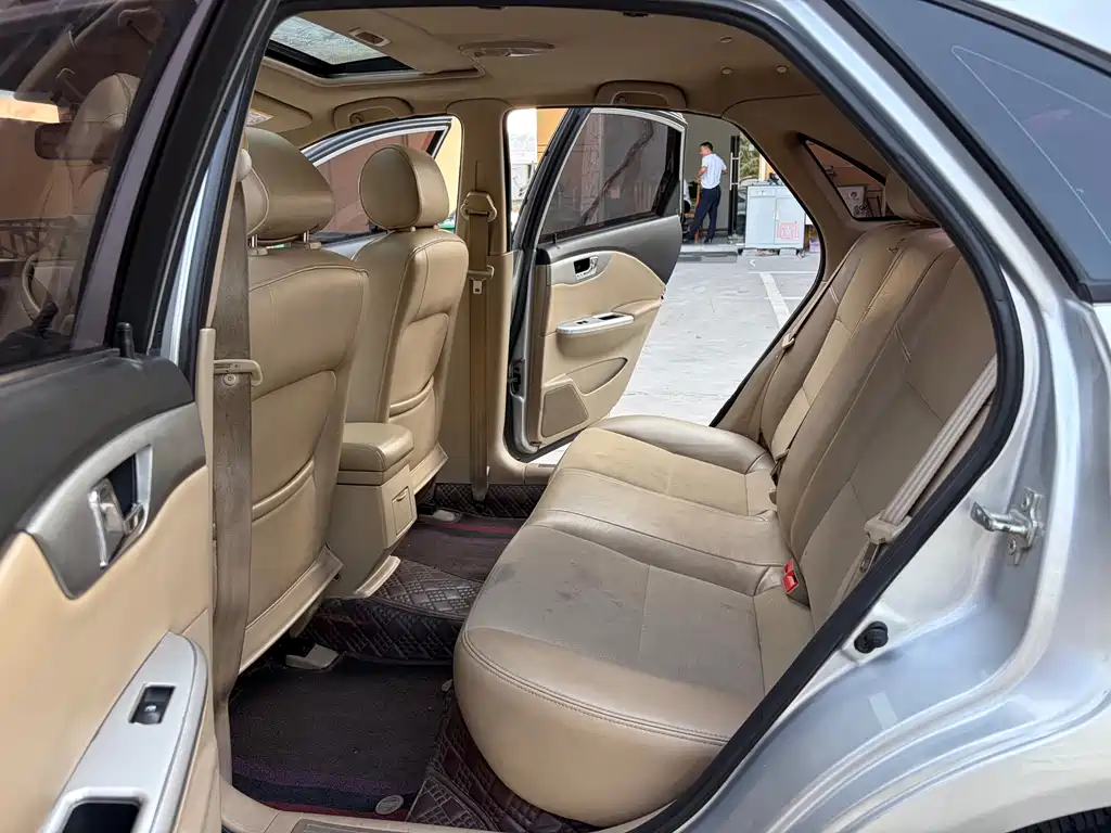 Buick Excelle — миниатюра 13