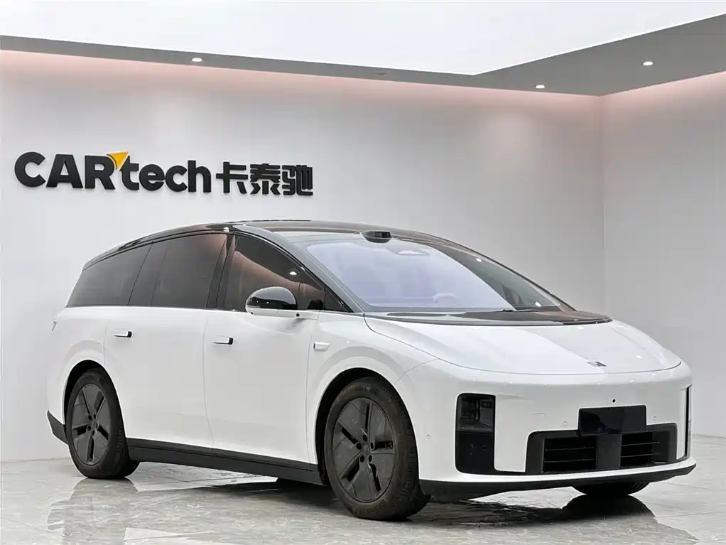 Li Auto i8 2025 Standard