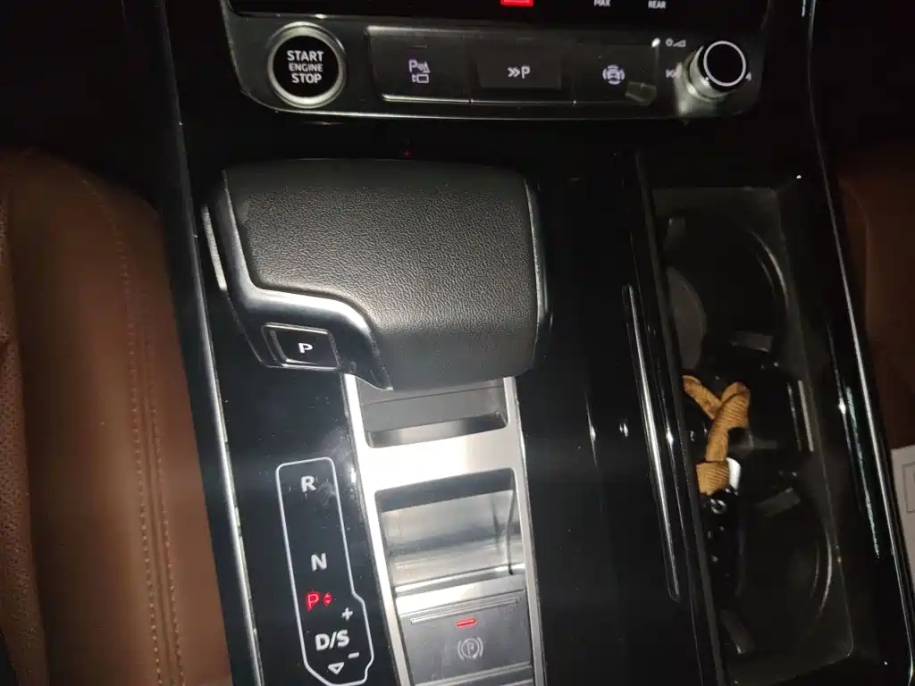 Audi Q7 — миниатюра 10