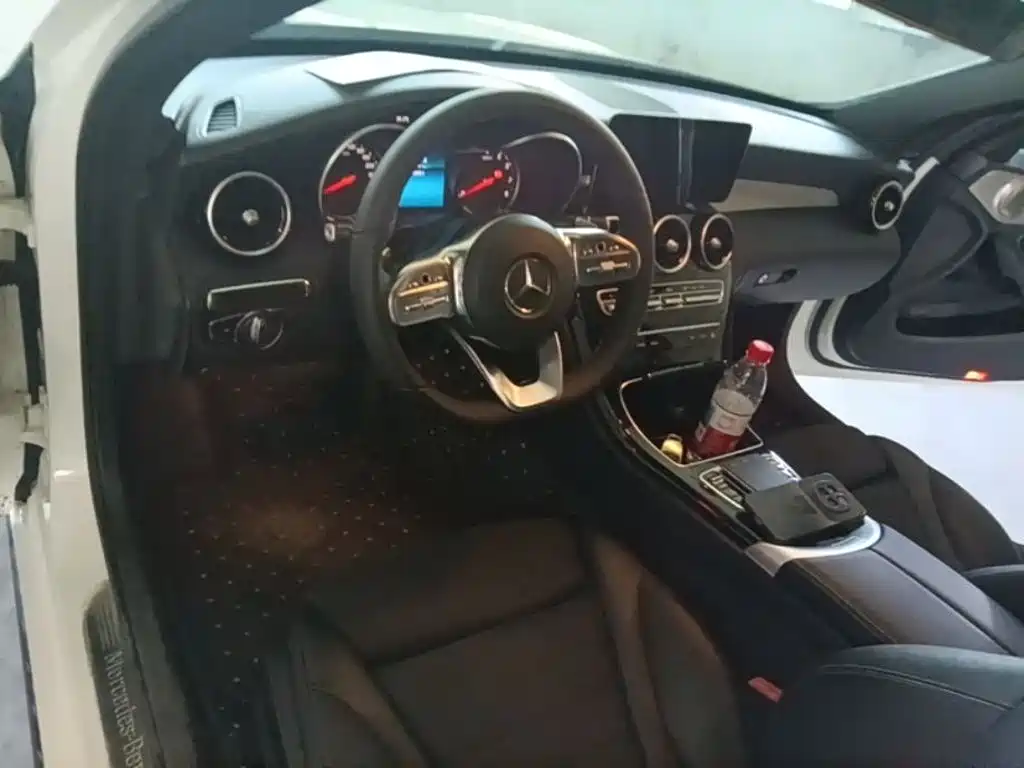Mercedes-Benz C-Class — миниатюра 10