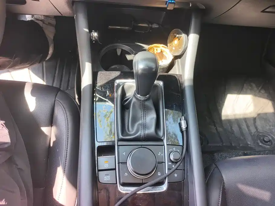 Mazda 3 Axela — миниатюра 16