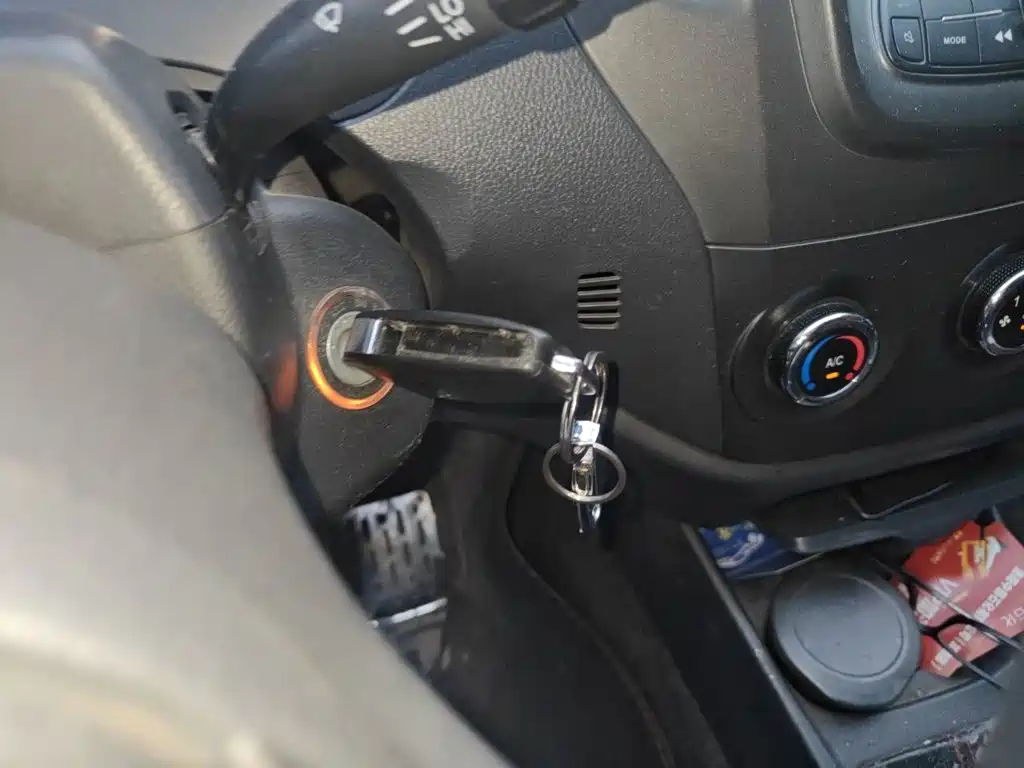 Geely King Kong — миниатюра 9