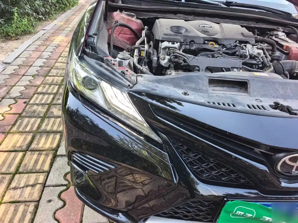 Toyota Camry — миниатюра 19