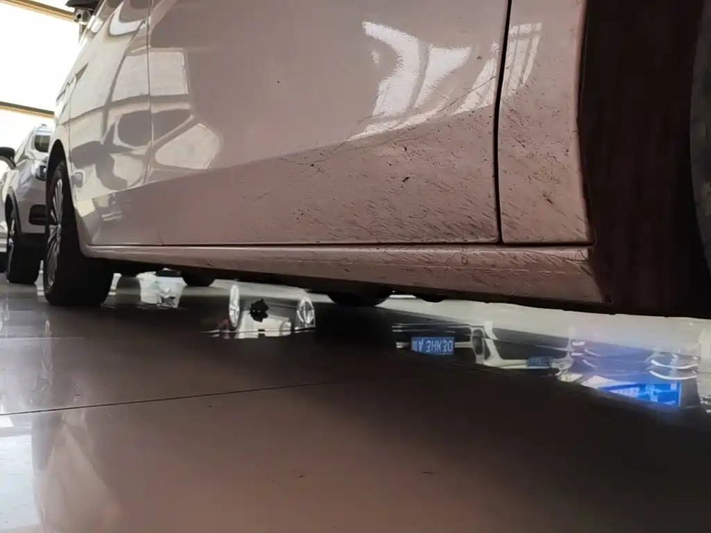 Buick GL8 Hybrid — миниатюра 21