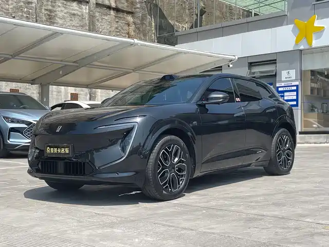 2025 Avatr 07