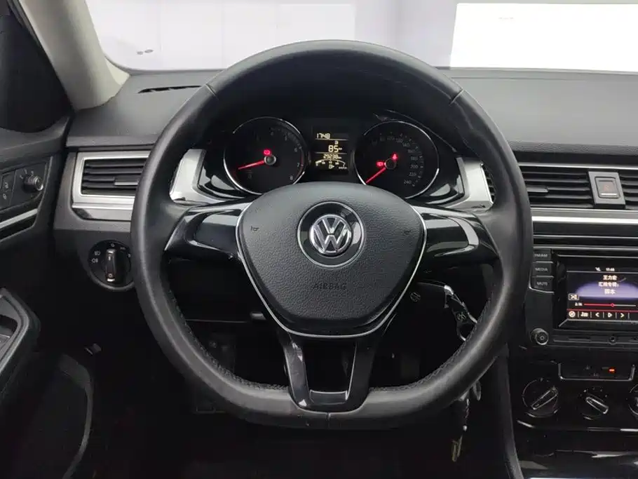 Volkswagen Bora — миниатюра 15