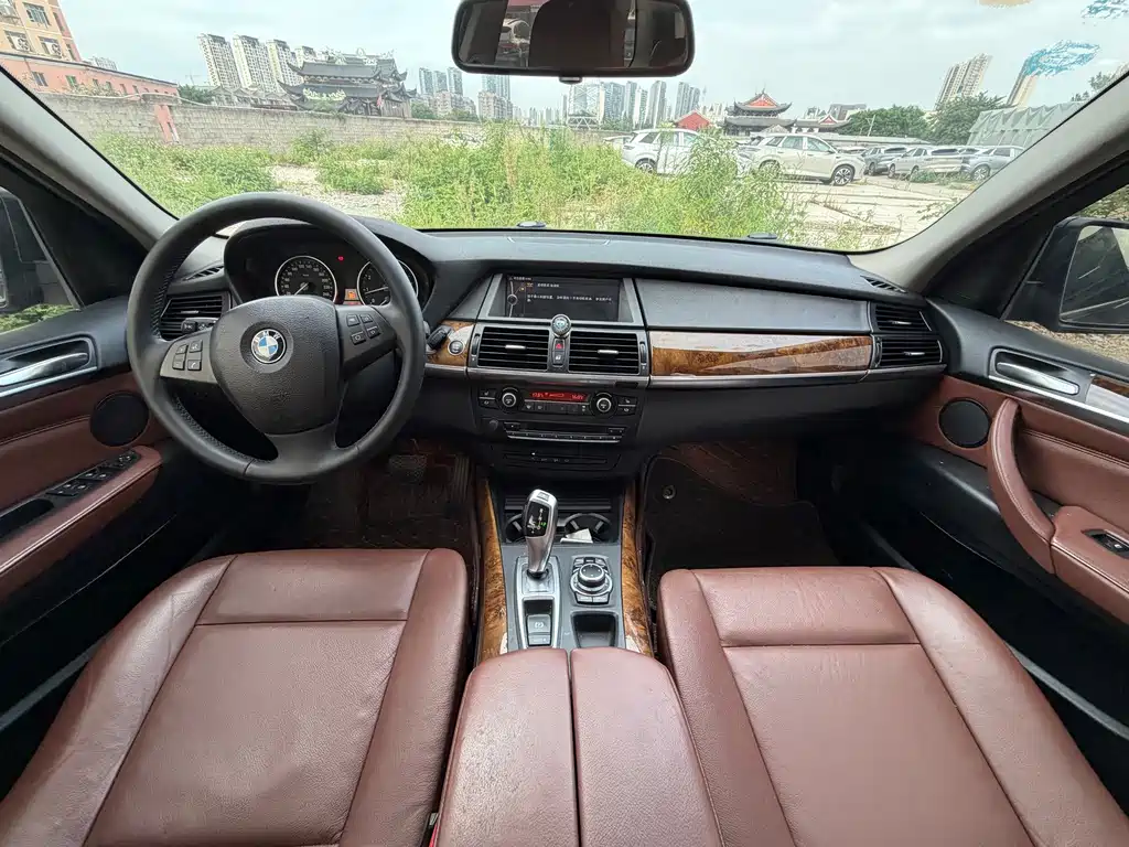 BMW X5 (Import) — миниатюра 8