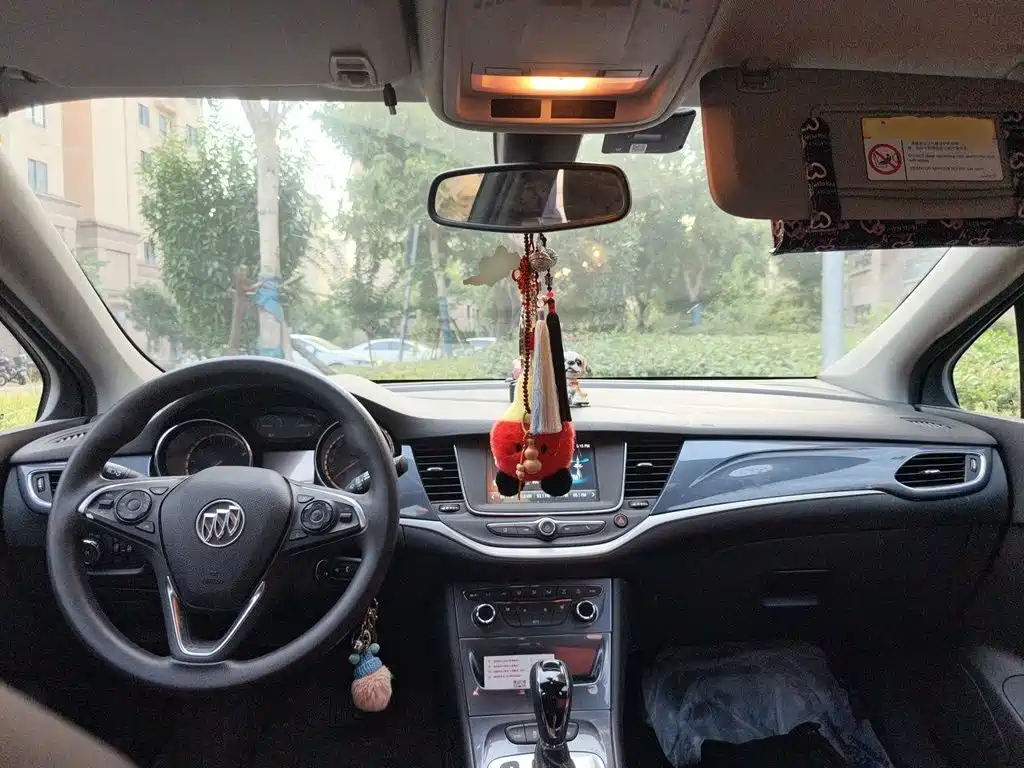 Buick Verano — миниатюра 6