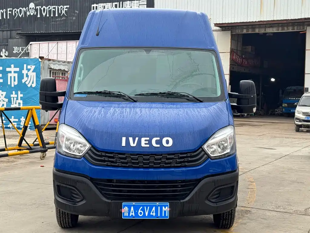 IVECO Ousheng — миниатюра 2