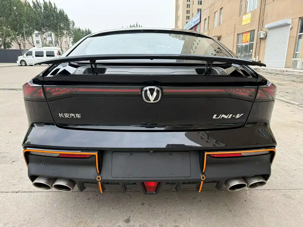 Changan UNI-V 2022 1.5T Sport