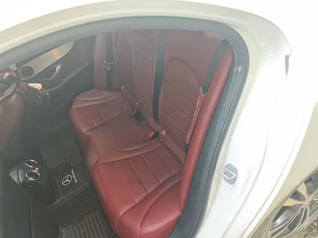 Mercedes-Benz C-Class — миниатюра 15