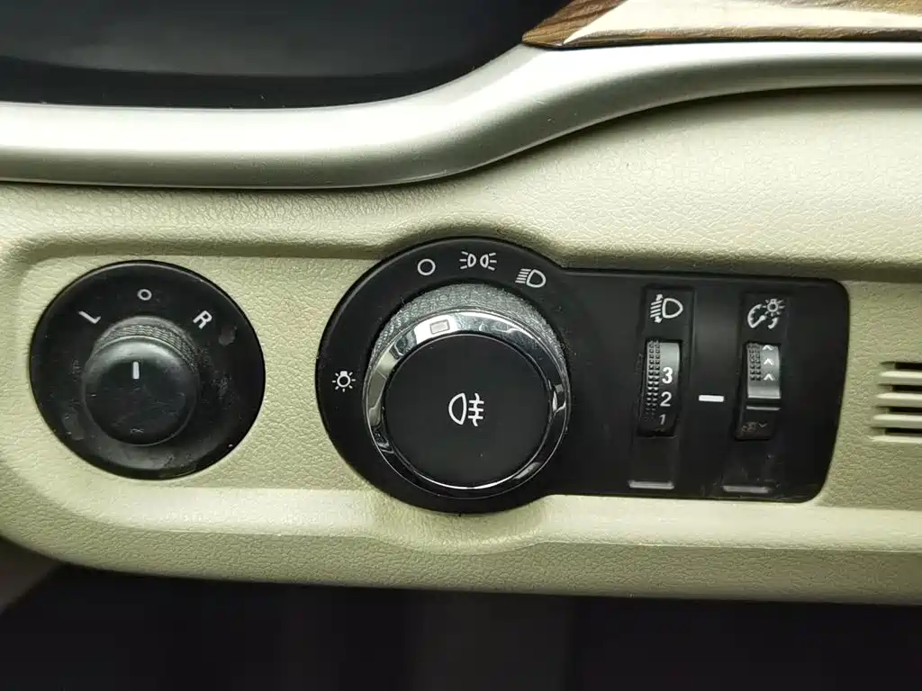 Buick Excelle — миниатюра 21