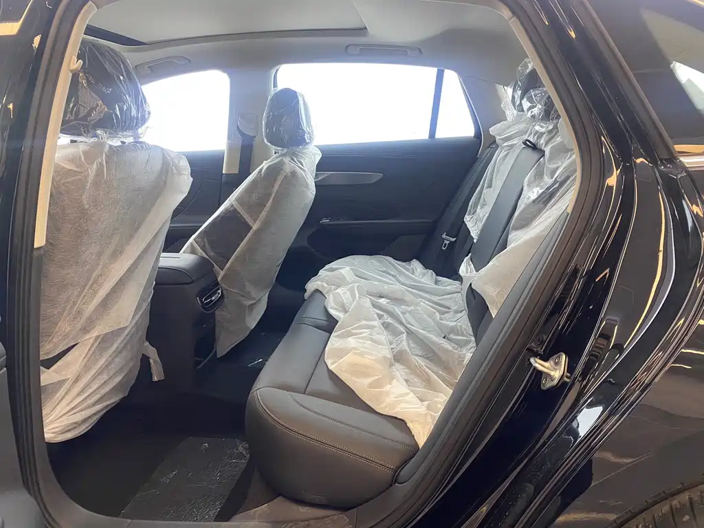 Hongqi H5 2026 1.5T DCT Pro