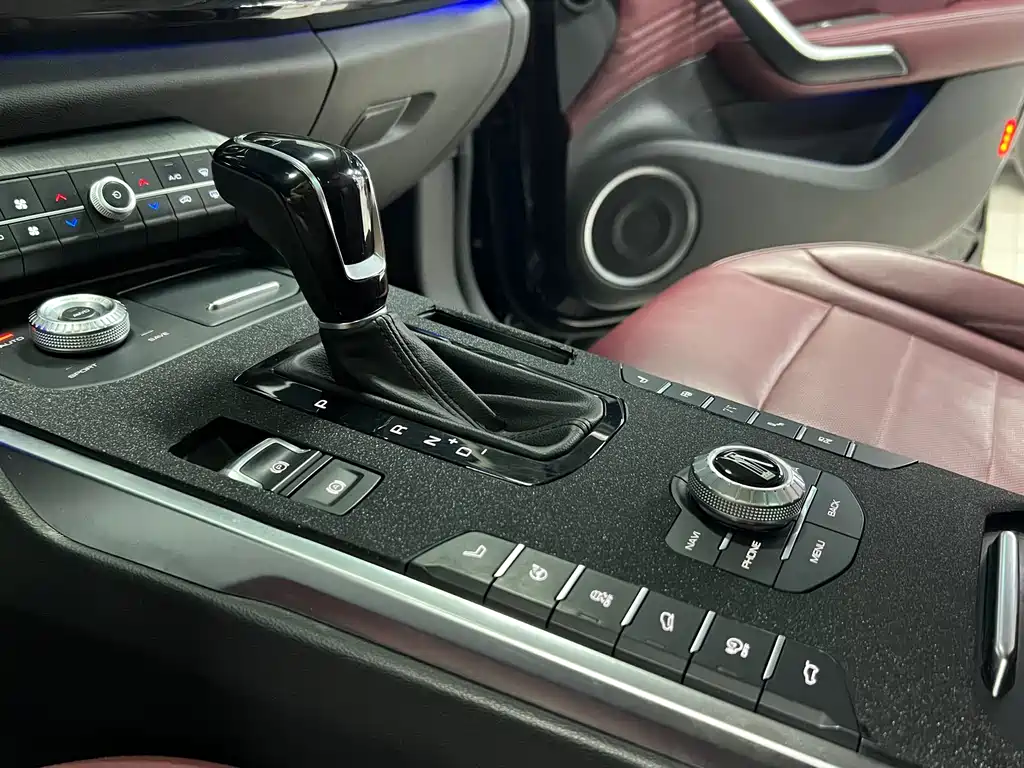 WEI PAI WEI BRAND P8