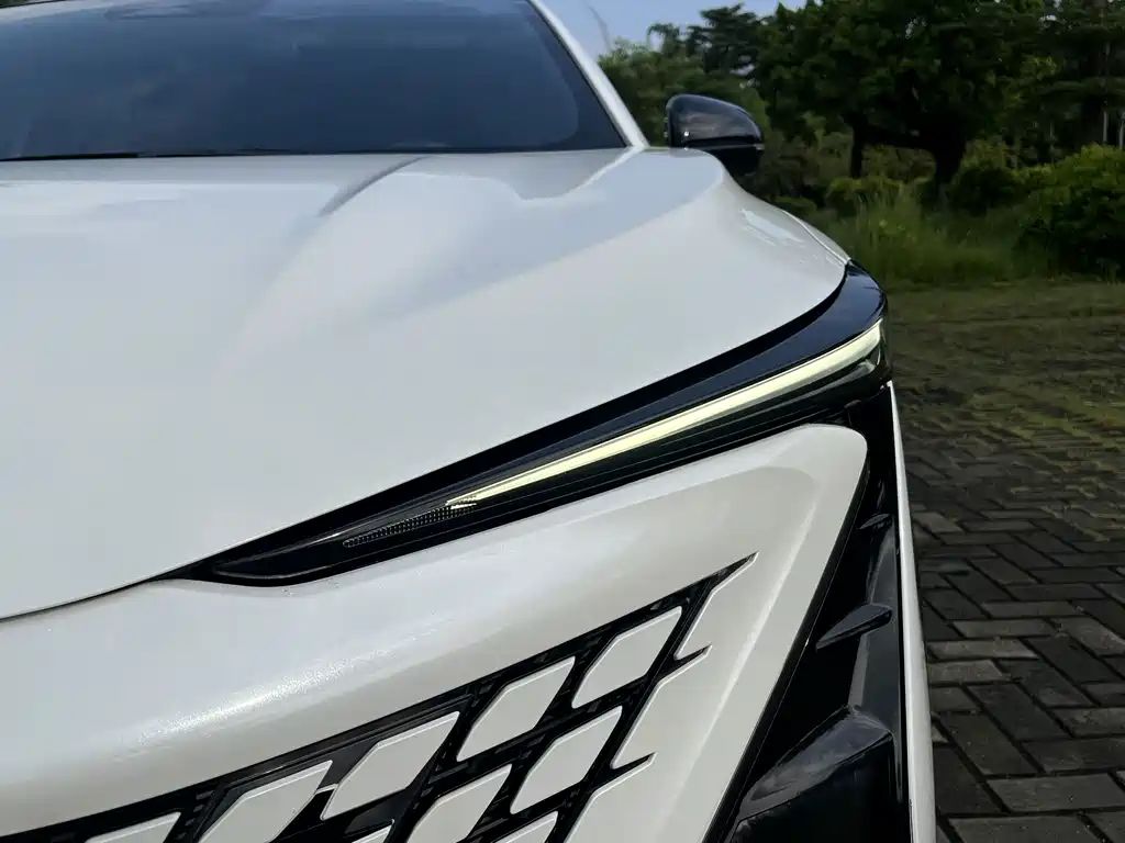 Changan UNI-T — миниатюра 8