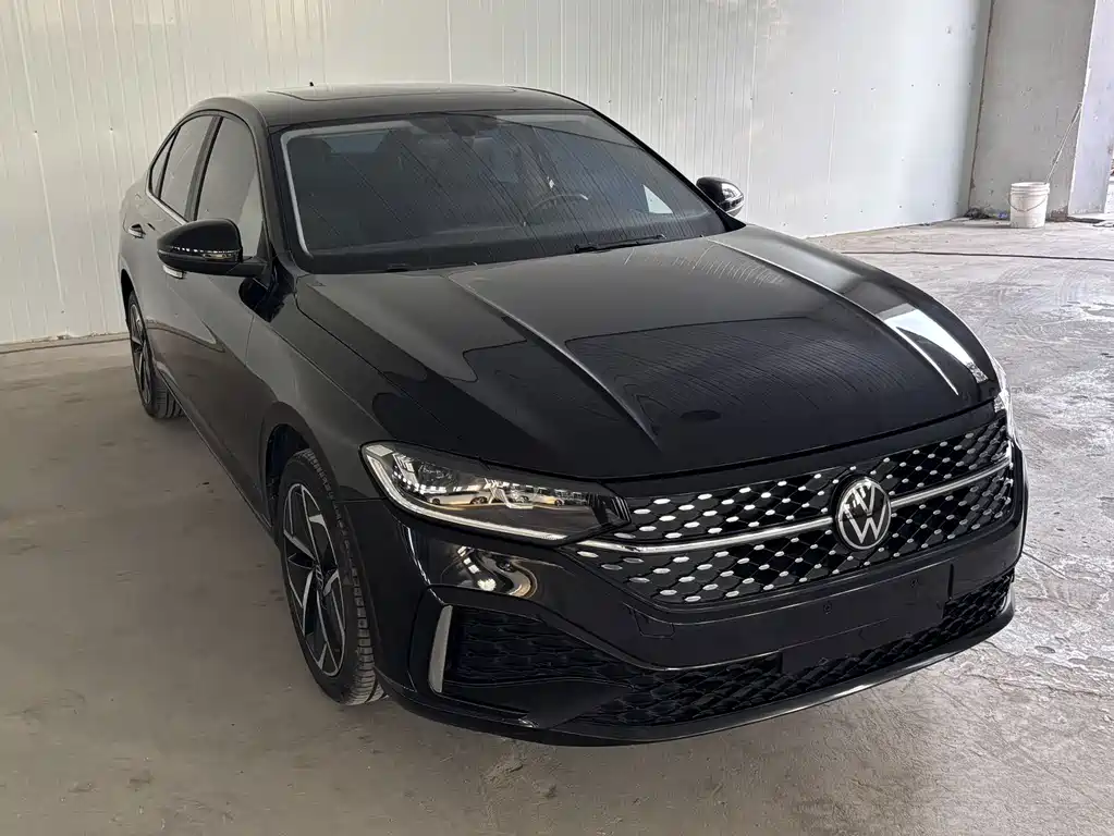 Volkswagen Lavida — миниатюра 2