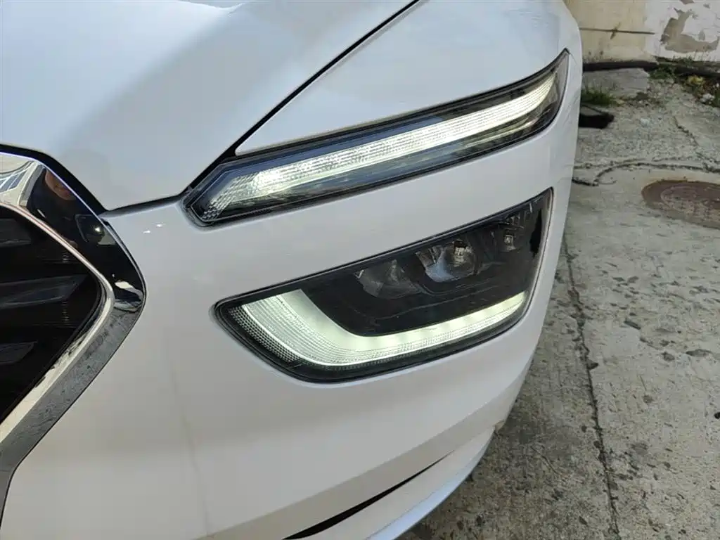 Hyundai MISTRA