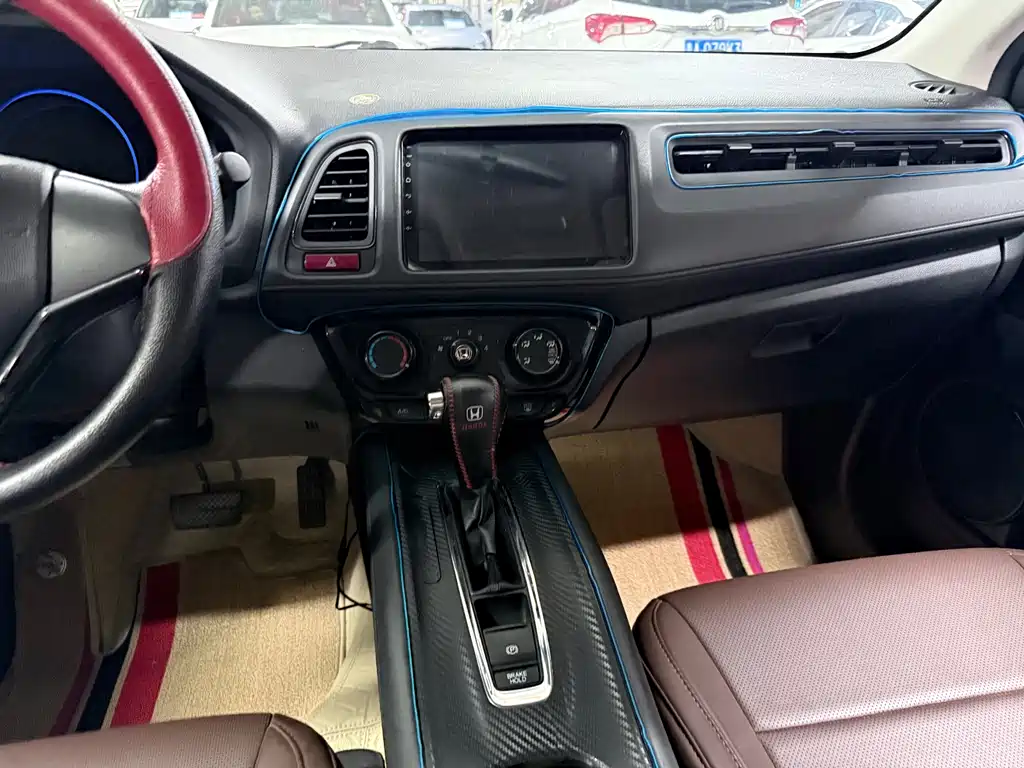 Honda Vezel — миниатюра 15