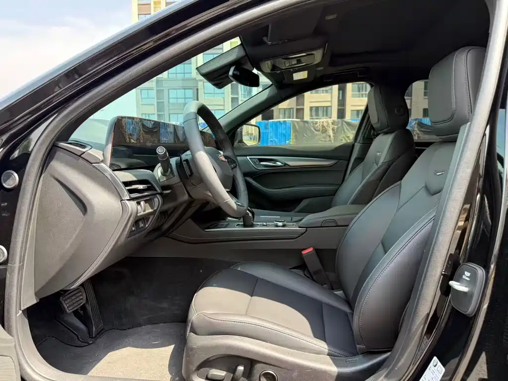 Cadillac CT5 2025 28T Sport