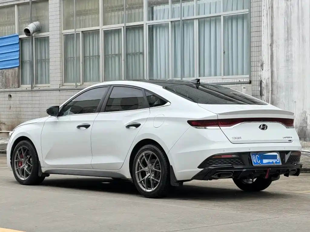 Hyundai Fista — миниатюра 7