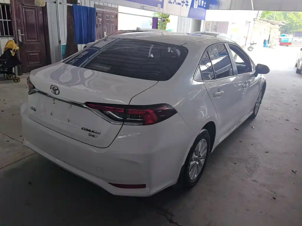 Toyota Corolla — миниатюра 7
