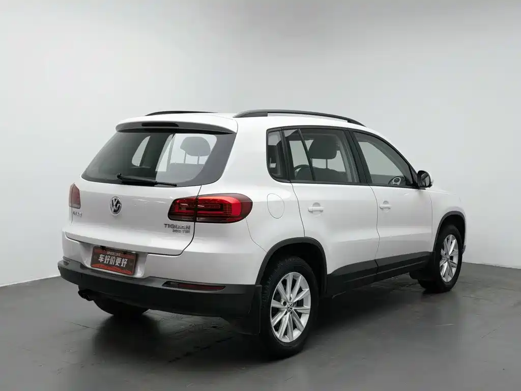 Volkswagen Tiguan — миниатюра 2
