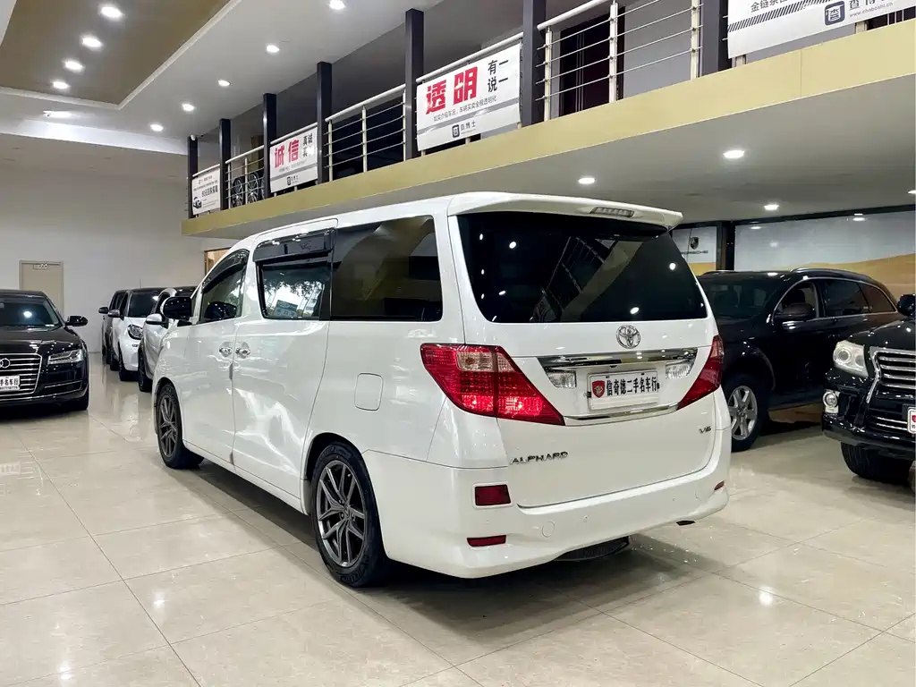 Toyota Alphard 2011 3.5L Luxury