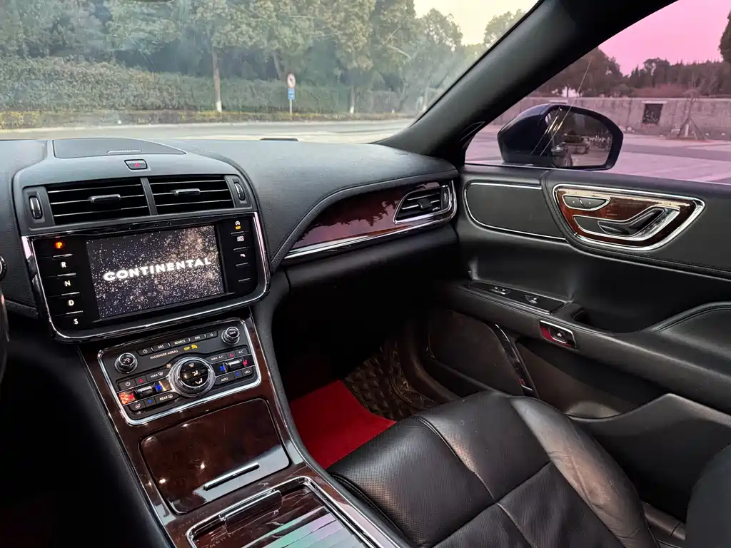 Lincoln Continental 2017 2.0T