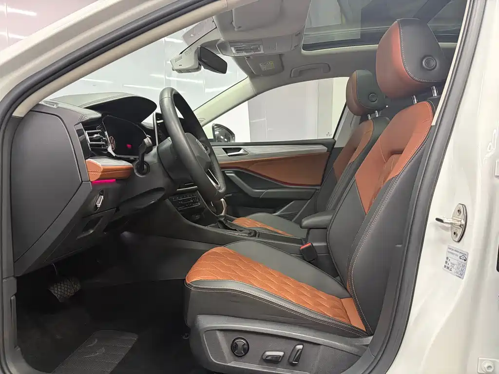 Volkswagen Sagitar — миниатюра 4