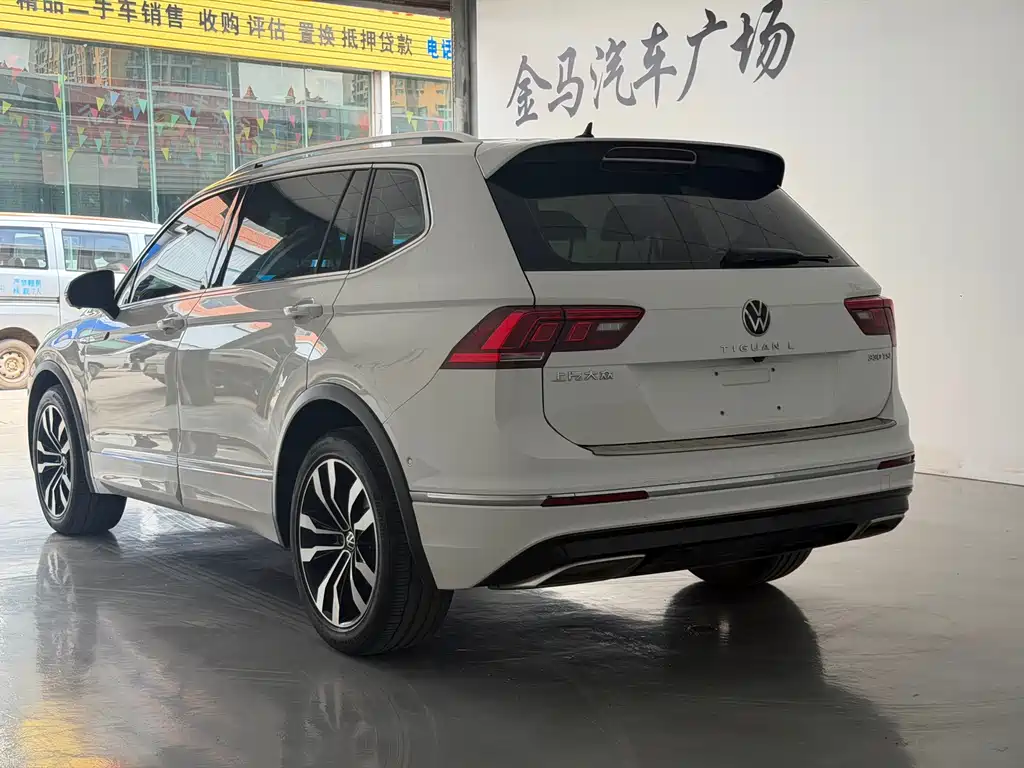 Volkswagen Tiguan L — миниатюра 8