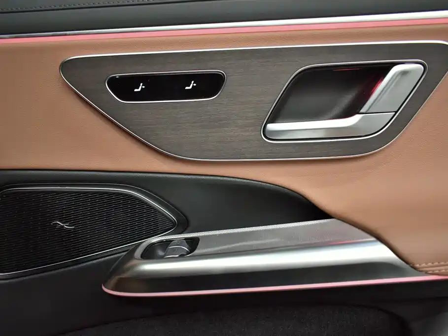 MERCEDES-BENZ E CLASS NEW ENERGY