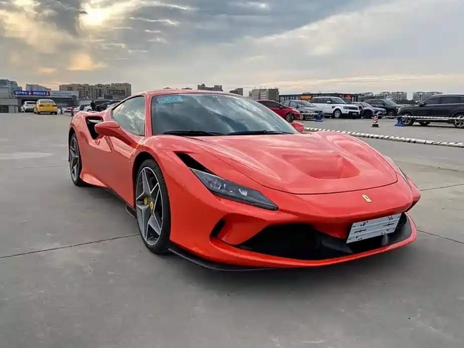 Ferrari F8 — миниатюра 3