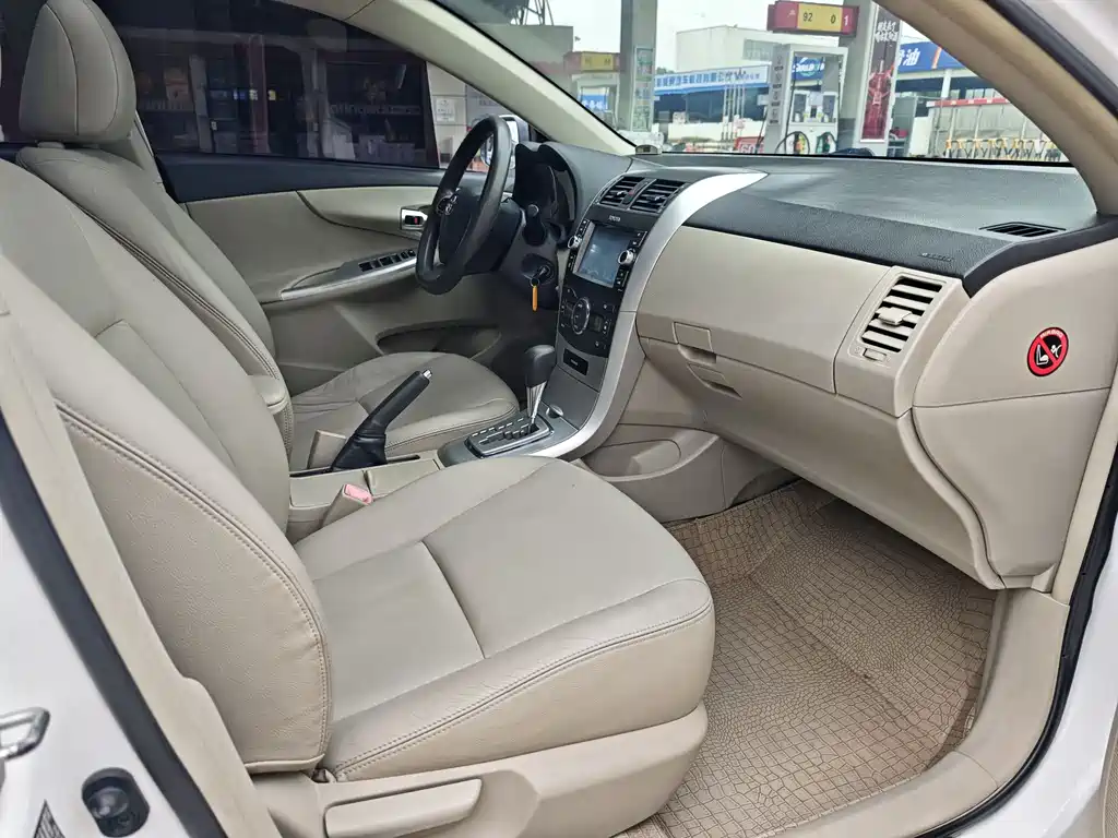 Toyota Corolla 2013 1.6L AT GL