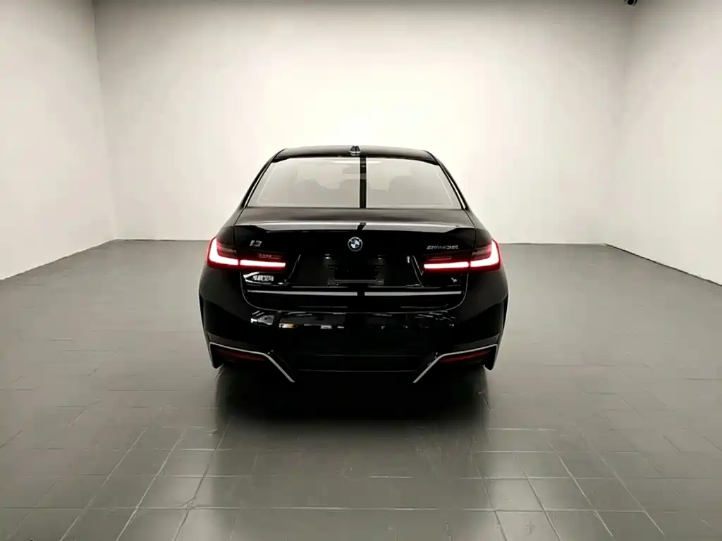BMW i3 — миниатюра 6