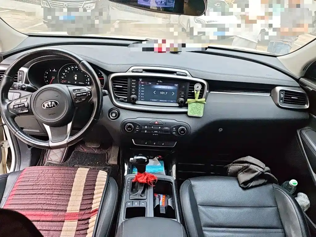 Kia Sorento — миниатюра 13