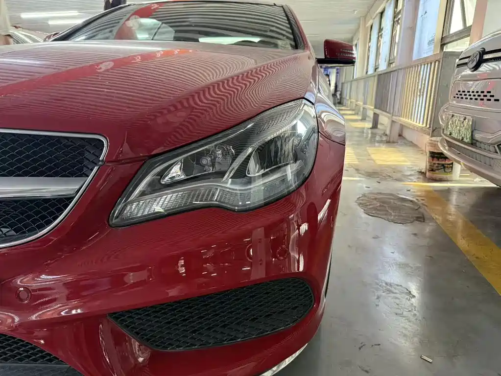 Mercedes-Benz E-Class (Import) — миниатюра 10