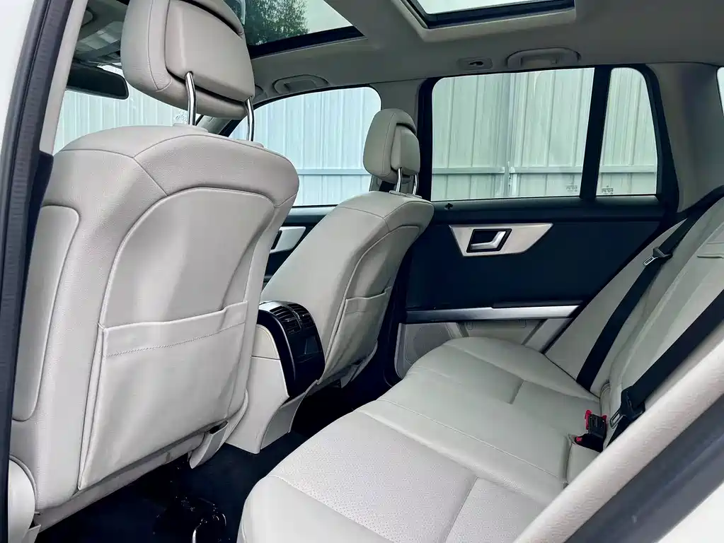 Mercedes-Benz GLK-Class — миниатюра 10