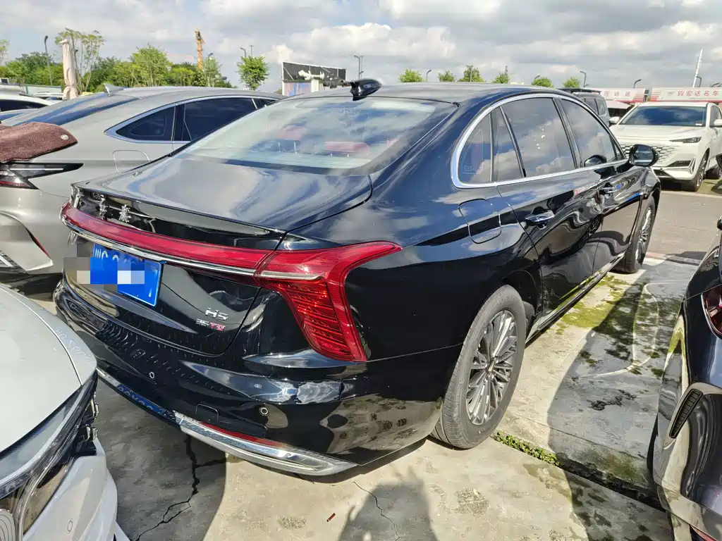 Hongqi Hongqi H5 — миниатюра 17