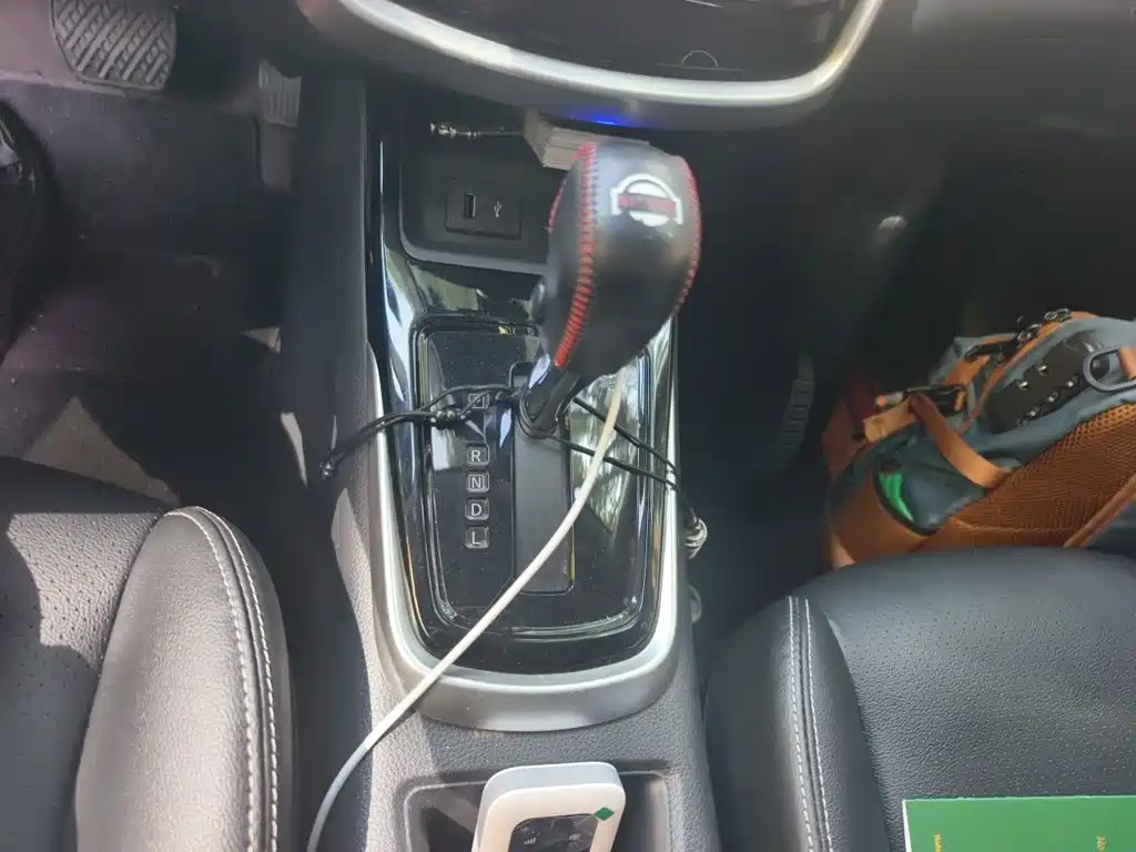Nissan Tiida — миниатюра 15