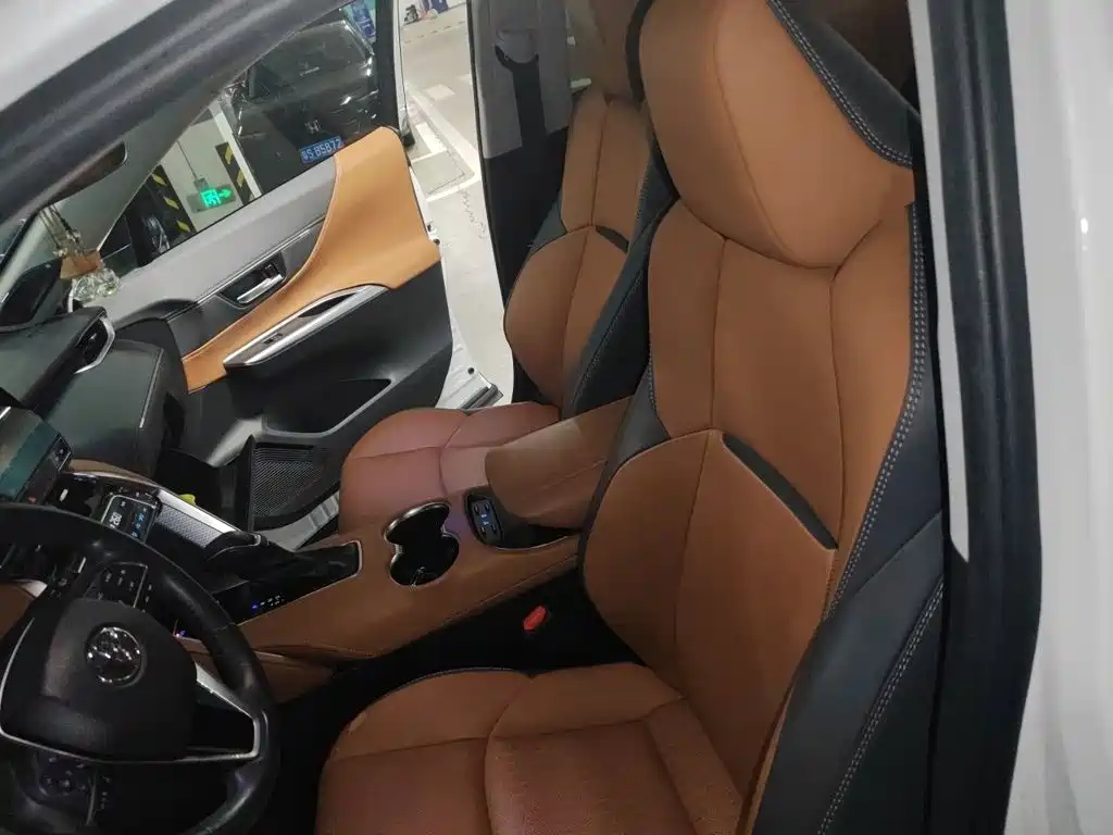 Toyota Venza — миниатюра 8