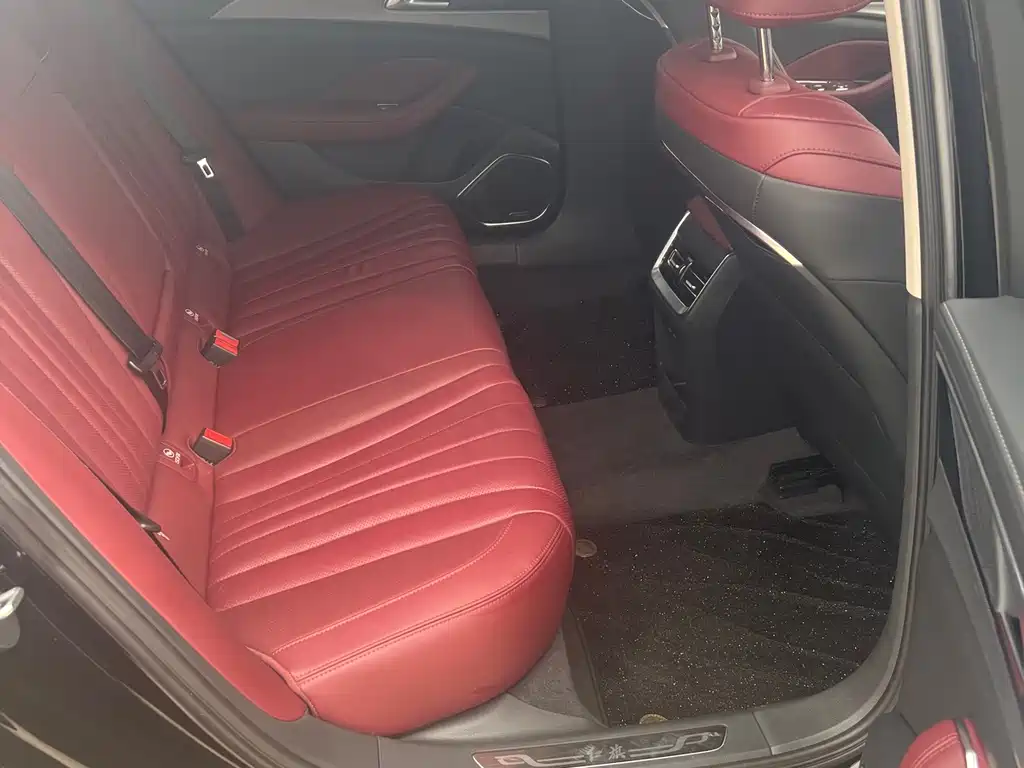 Hongqi Hongqi H5 — миниатюра 14