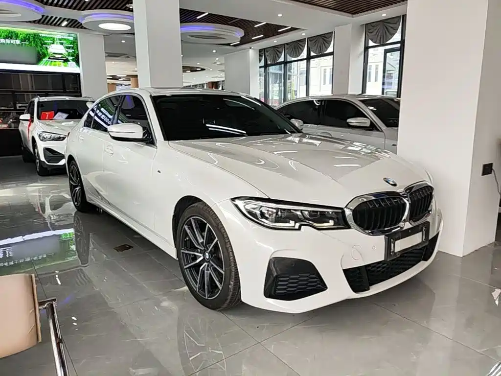 BMW 3 Series — миниатюра 4
