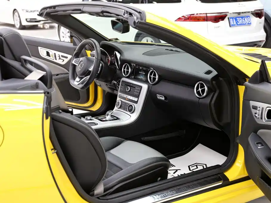 Mercedes-Benz SLC — миниатюра 19