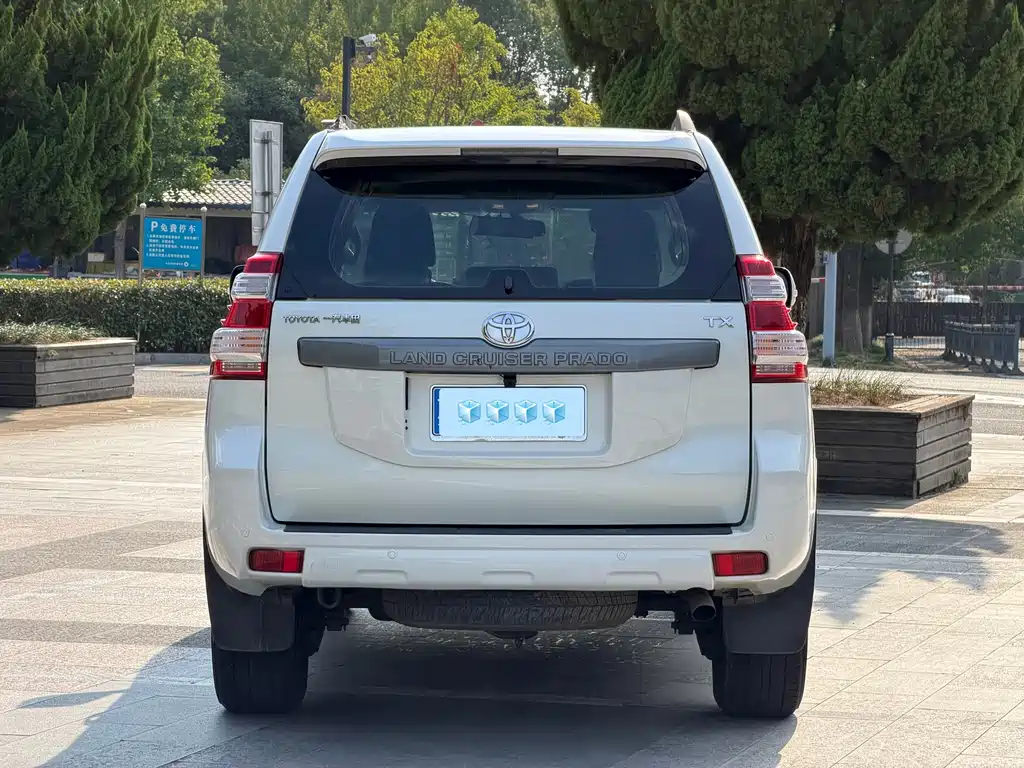 Toyota Prado — миниатюра 3
