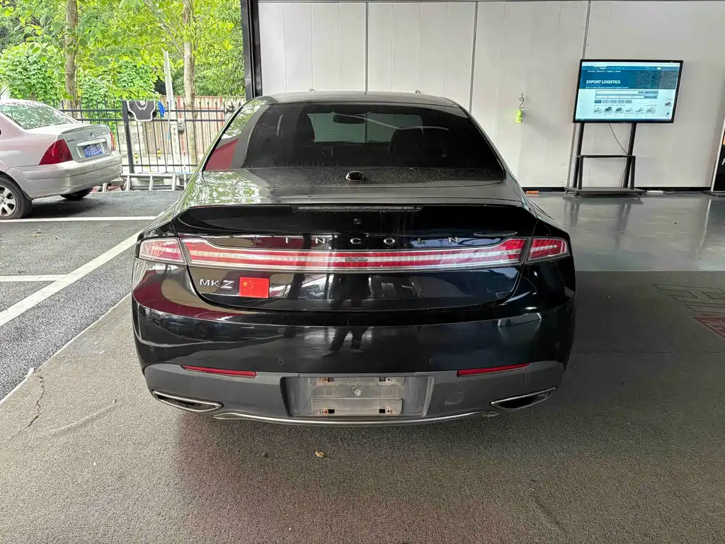 Lincoln MKZ — миниатюра 8