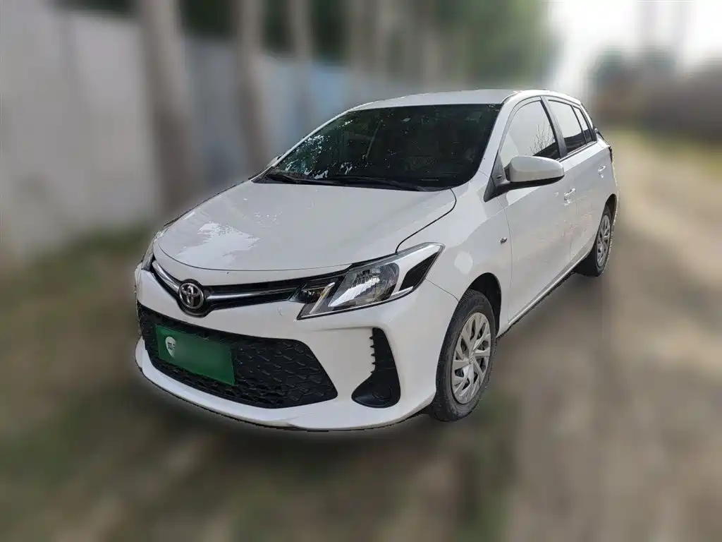 Купить Toyota Vios FS